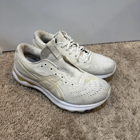 Asics GEL-Nimbus 24 Running Shoes Womens Size 8 Beige Cushioned Sneakers - Picture 3 of 9